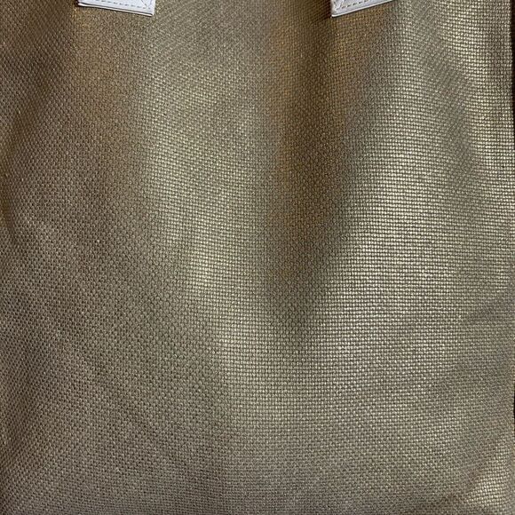 Marc Jacobs Daisy Parfums burlap gold tote bag with white faux leather straps . - Picture 9 of 13